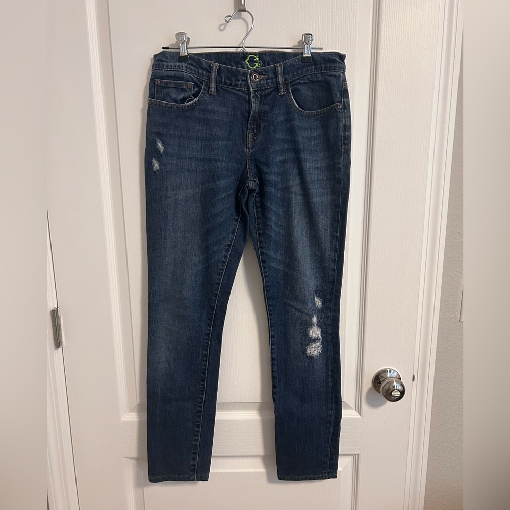 C. Wonder women’s distressed skinny jeans